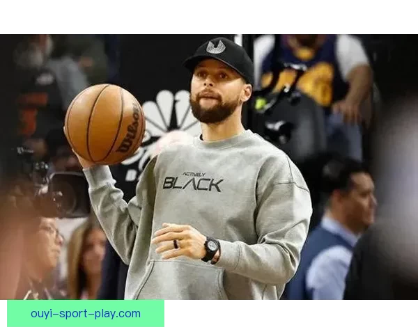 勇士官方：库里完成全队对抗训练 本周末将进行伤情重新评估