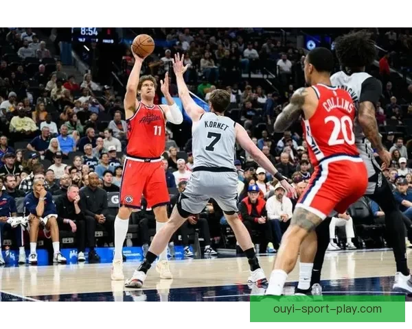 马刺力克快船福克斯砍22分哈珀瓦塞尔联手贡献两双